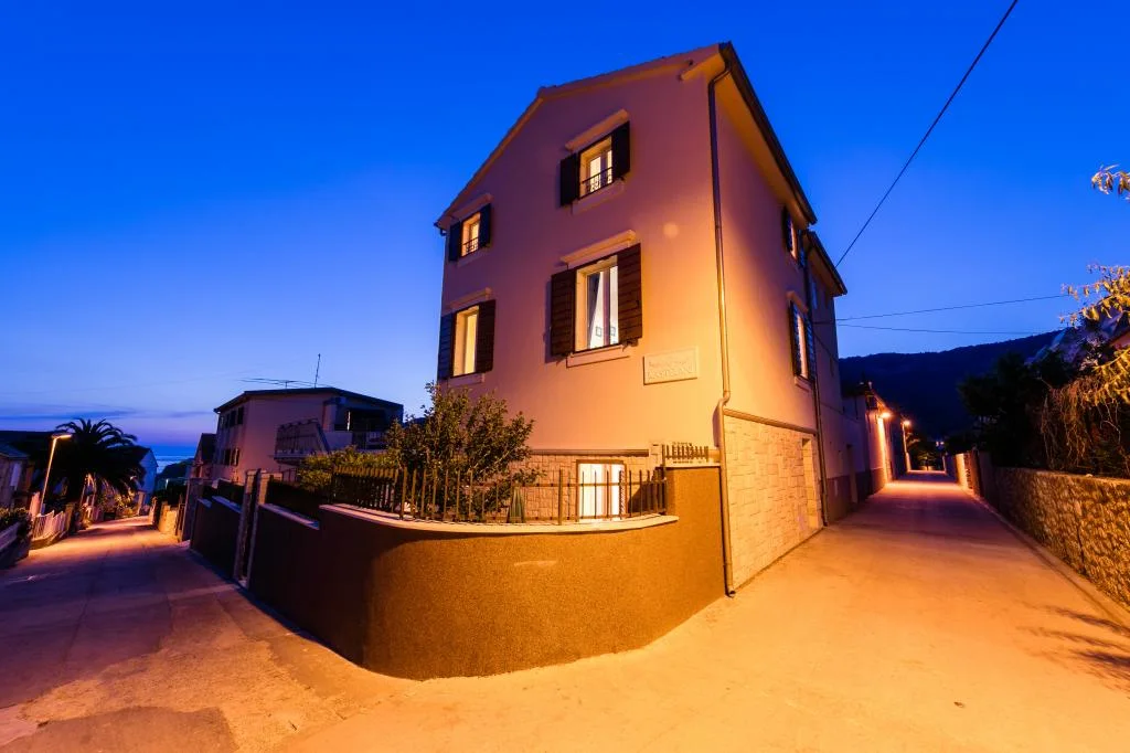 Apartmani Kastelani – fotografija 4