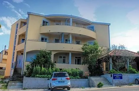 Apartmani Mara – fotografija 2