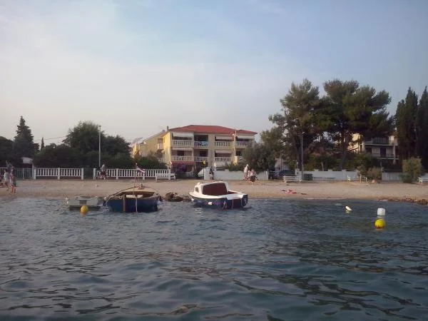 Apartmani Dinko i Marina Pedisić – fotografija 5