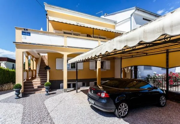 Apartmani Sara – fotografija 5