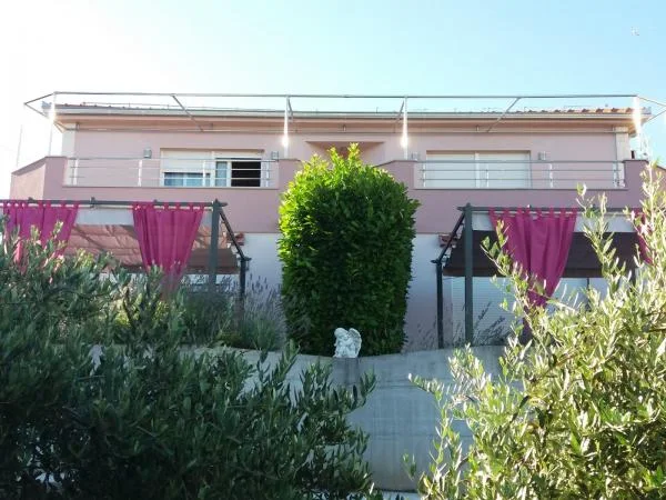 Apartmani Nimfa – fotografija 3