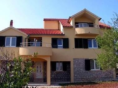 Apartmani Laurus – fotografija 4