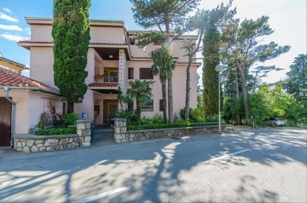 Apartmani Zdravka – fotografija 3