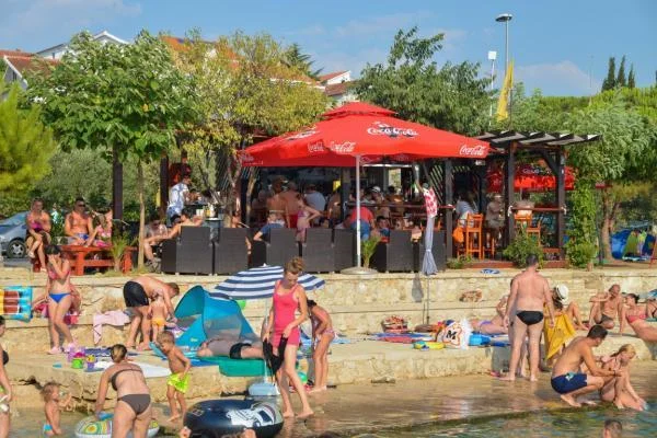 Apartmani Jelekovac – fotografija 3