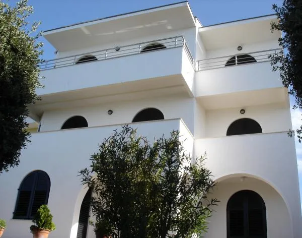 Apartmani Villa Mirella – fotografija 2