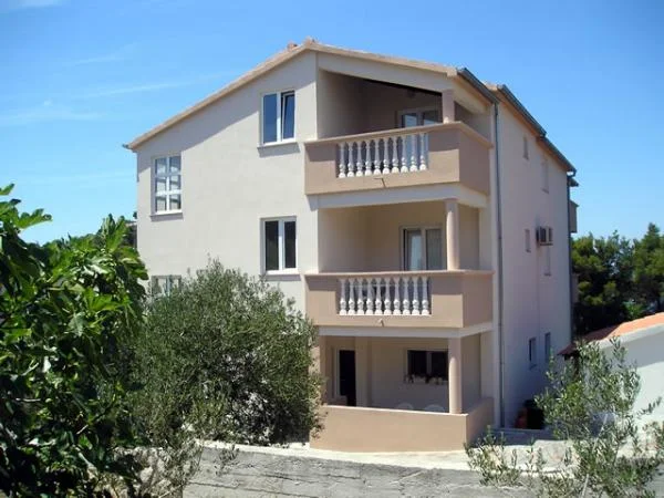 Apartmani Marela – fotografija 6