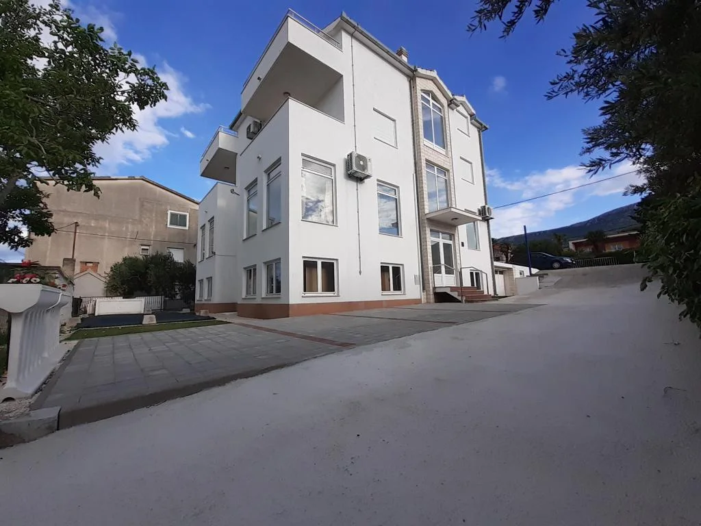 Apartmani Karadza – fotografija 6