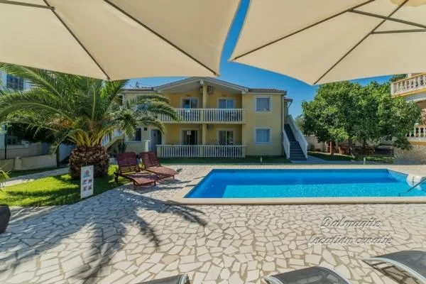 Apartmani Ulika – fotografija 2