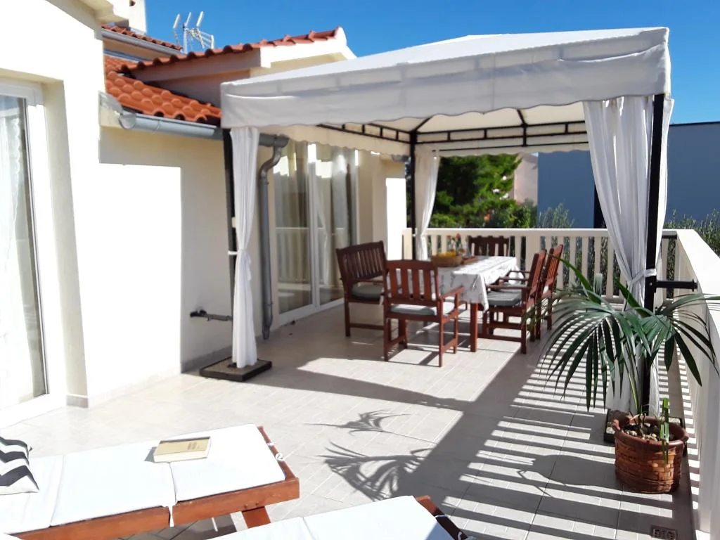 Apartmani Mali Dvori – fotografija 5