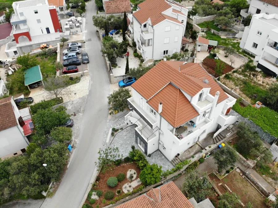 Apartmani Daniela – fotografija 2