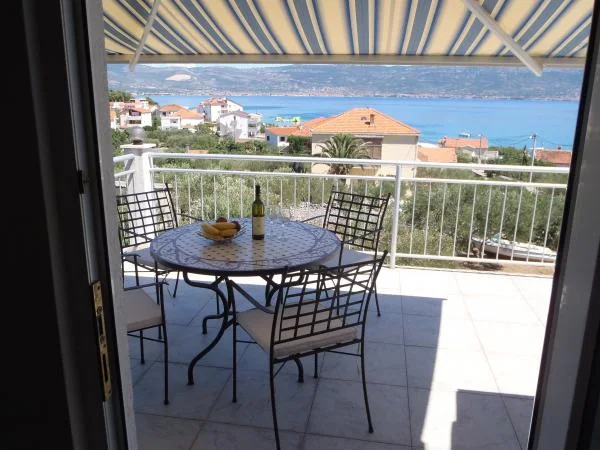 Apartmani Radnić – fotografija 3