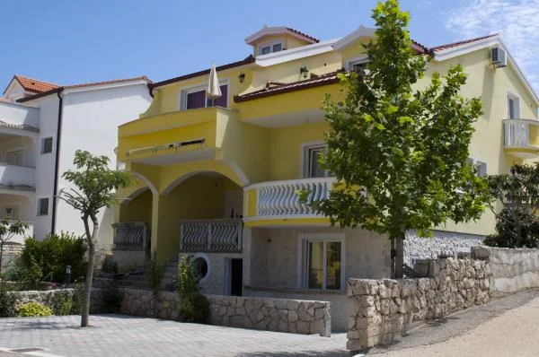 Apartmani Slavica – fotografija 3