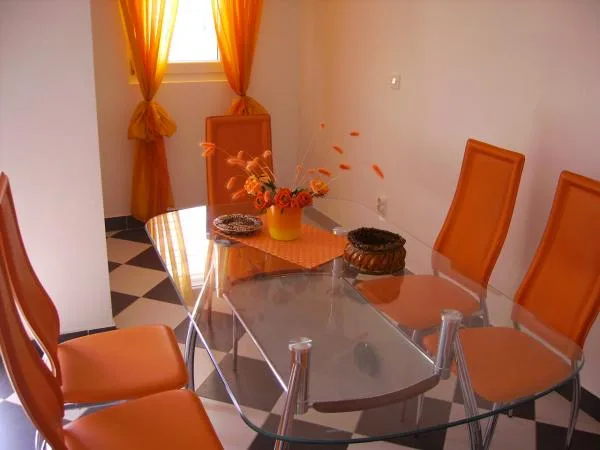 Apartmani Marina – fotografija 2