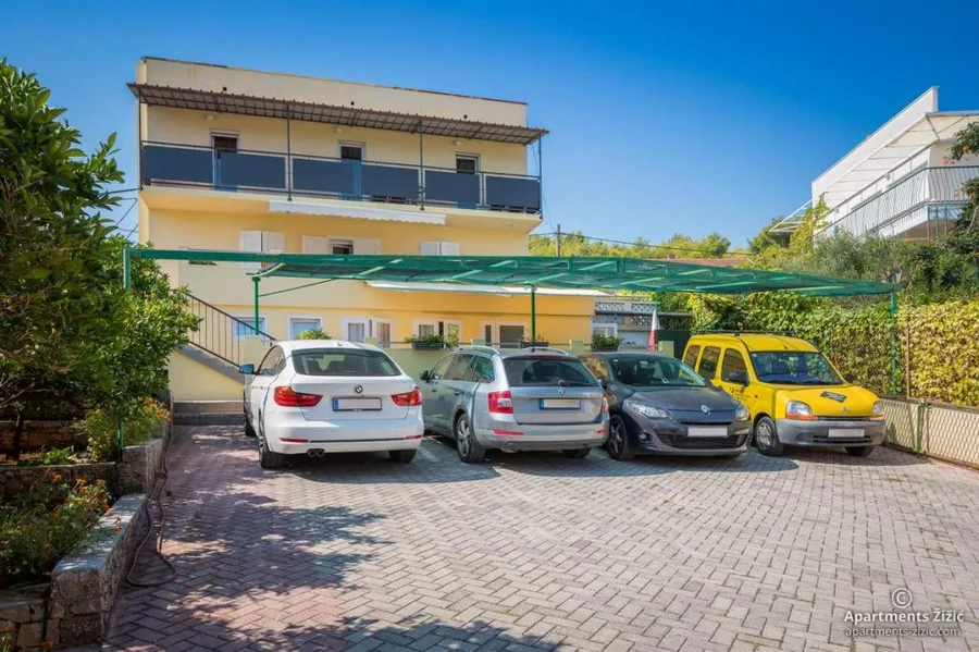 Apartmani Zizic – fotografija 2