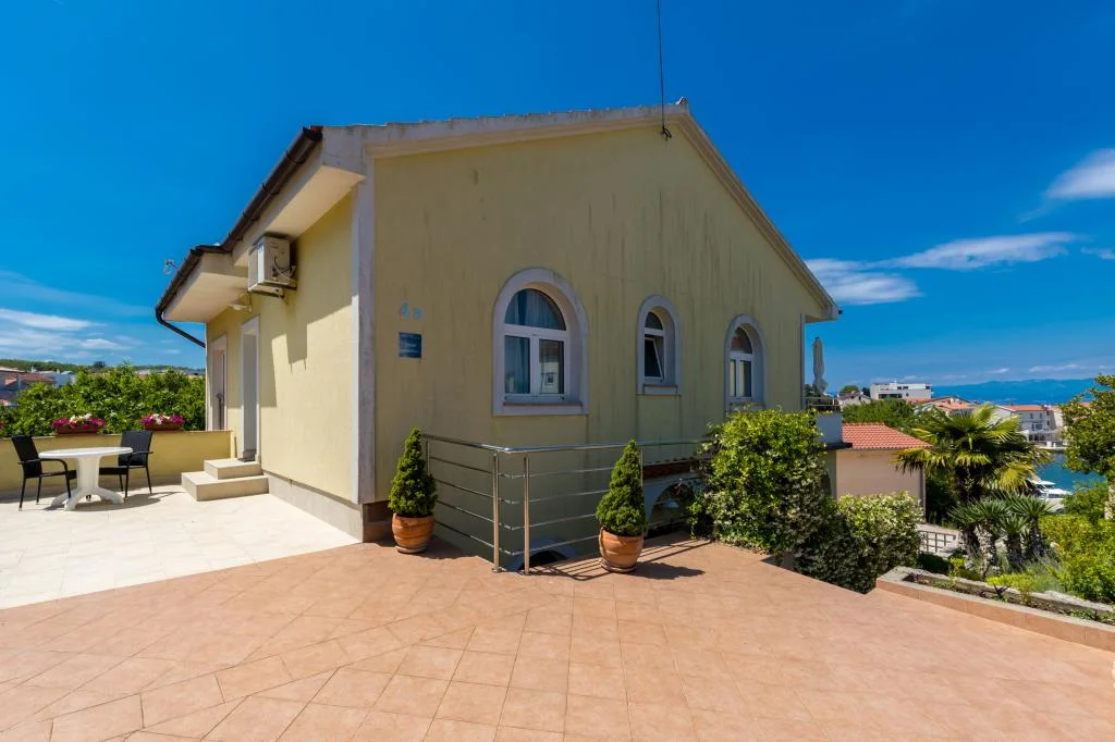 Apartmani Mira – fotografija 4