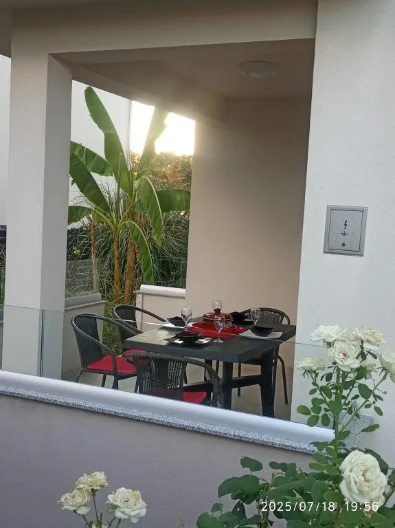 Apartmani Luxor – fotografija 3