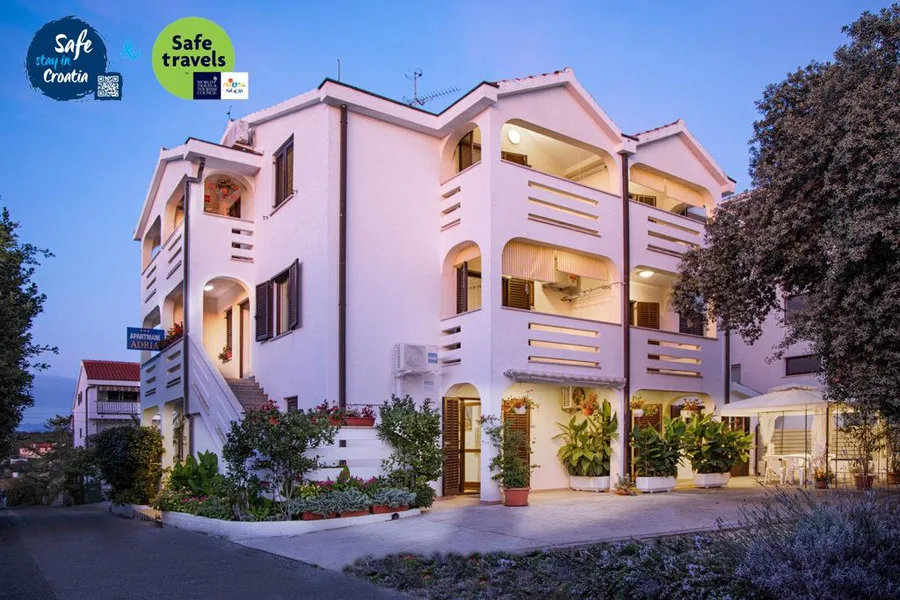Apartmani Adria – fotografija 2