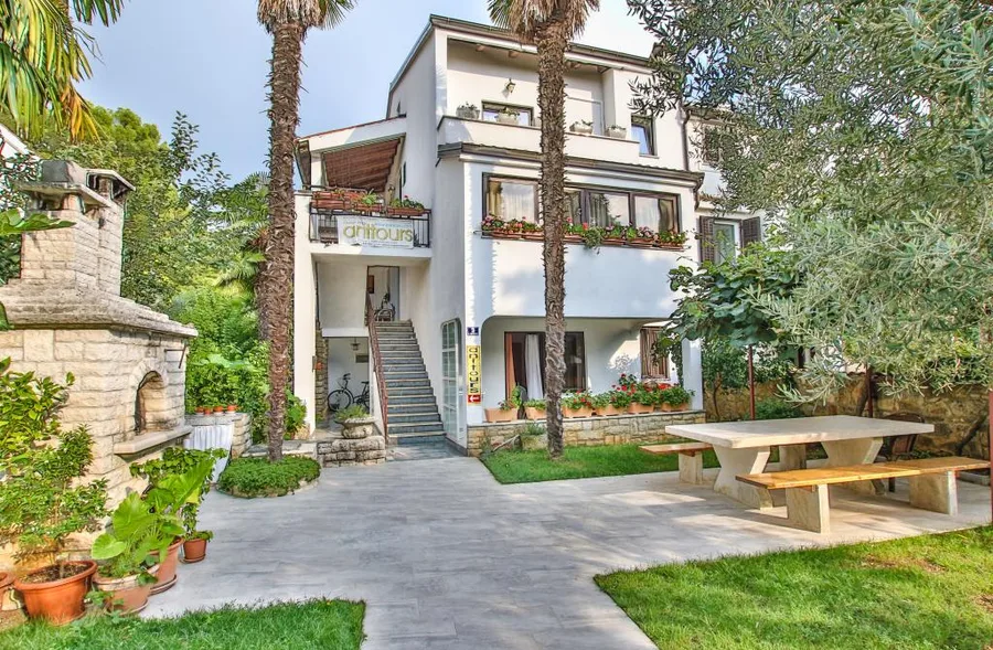 Apartmani Carolina – fotografija 2