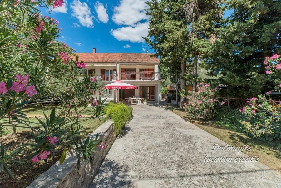 Apartmani Damir – fotografija 2