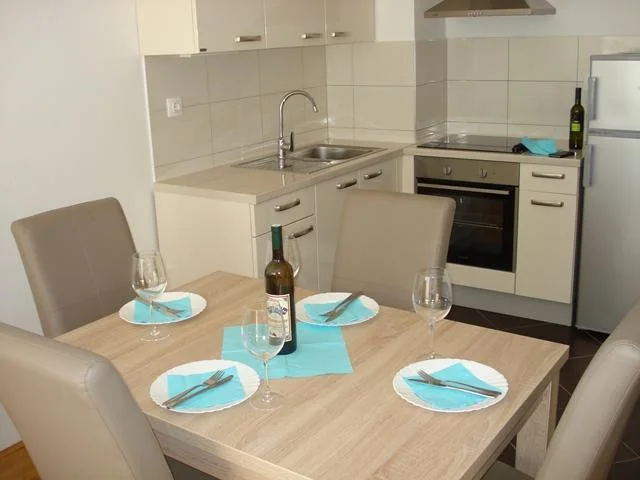 Apartmani Višnjik – fotografija 3