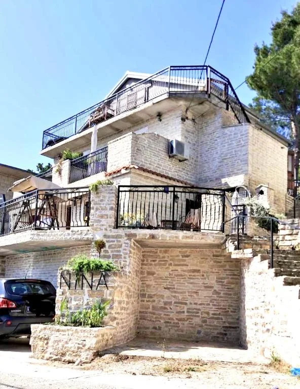 Apartmani Nina – fotografija 2