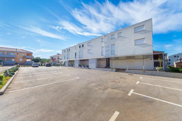 Apartmani Punta – fotografija 3