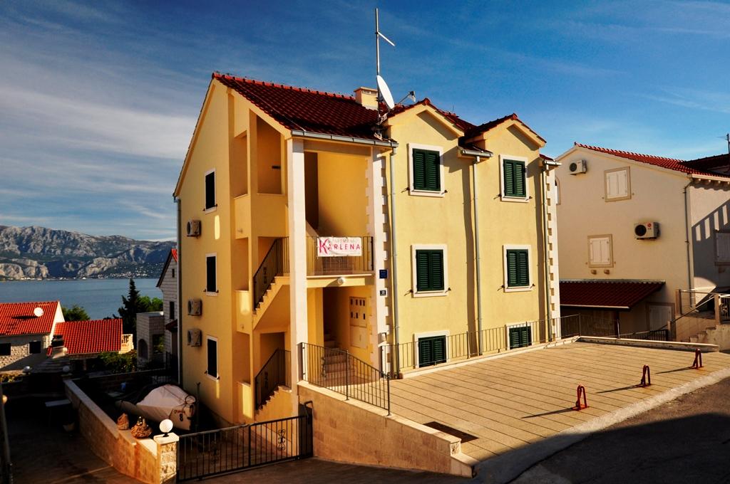 Apartmani Karlena – fotografija 1