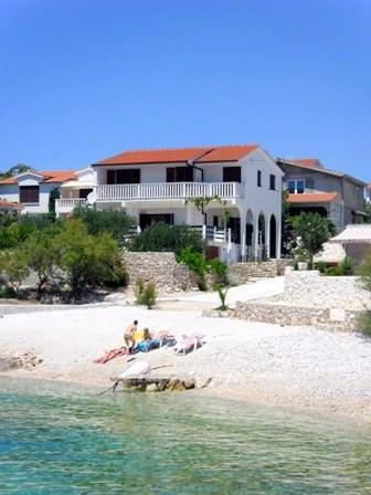 Apartmani Beach House – fotografija 4