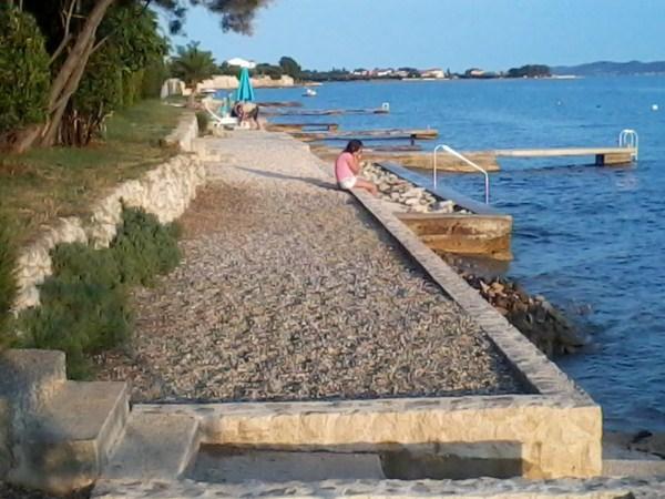 Apartmani Dora – fotografija 3