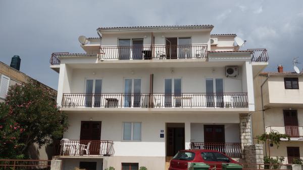 Apartmani Lanterna – fotografija 3