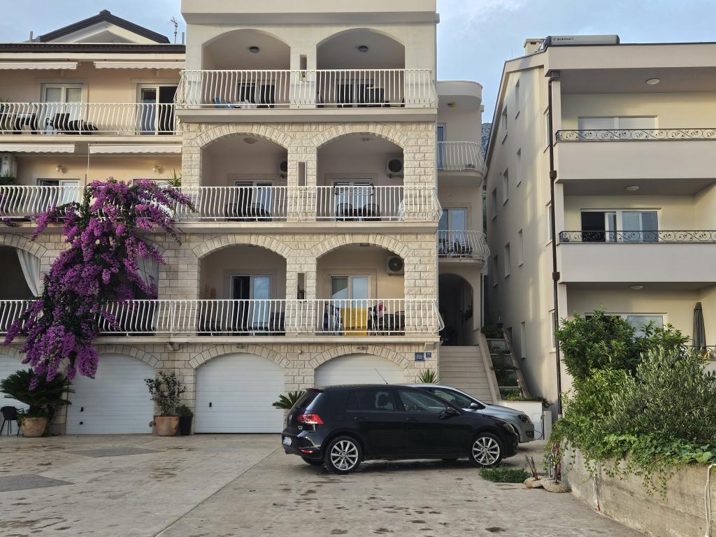 Apartmani Vila Meri – fotografija 1
