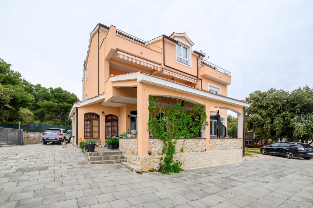 Apartmani Malibu – fotografija 3