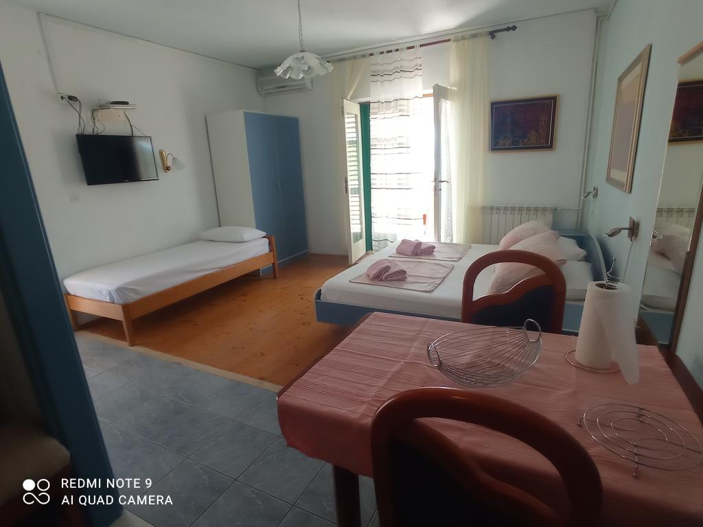 Apartmani Tina – fotografija 4