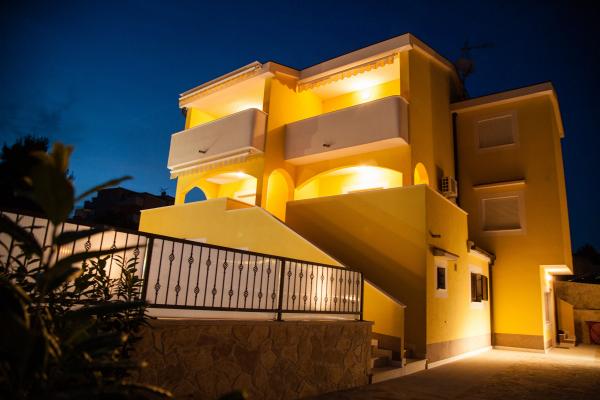 Apartmani Luka – fotografija 2