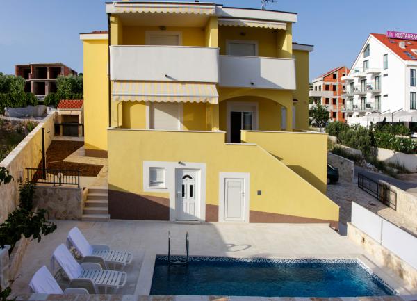 Apartmani Luka – fotografija 3