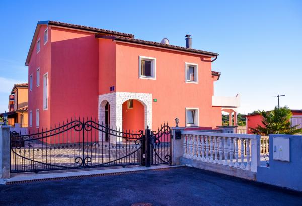 Apartmani Kristina – fotografija 2