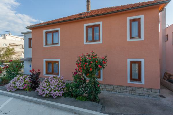 Apartmani Šarić – fotografija 3