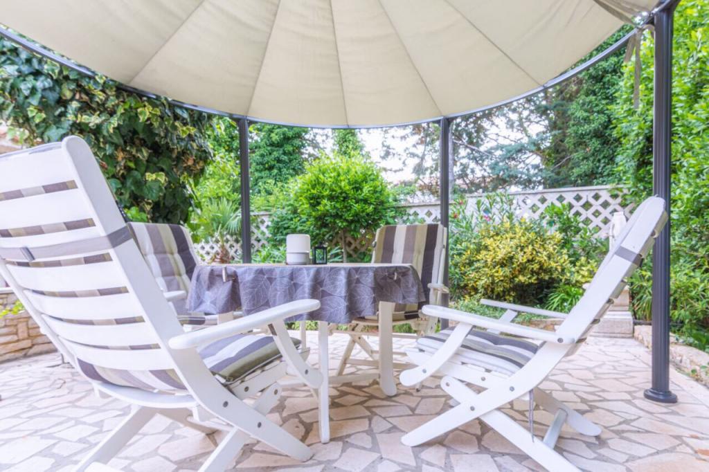 Apartmani Jelena – fotografija 4