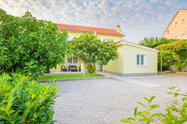 Apartmani Daniela – fotografija 2