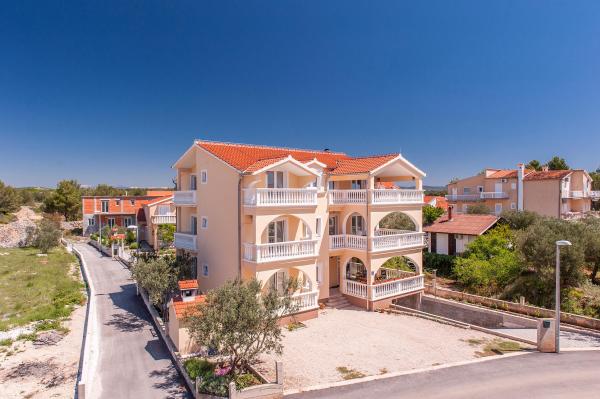 Apartmani Bačić – fotografija 3