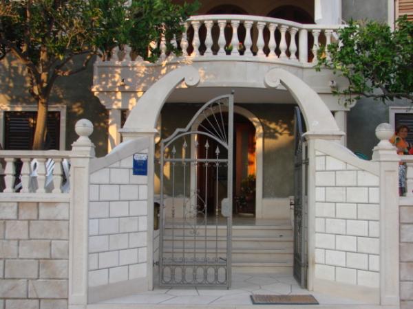 Apartmani Villa Anita – fotografija 2