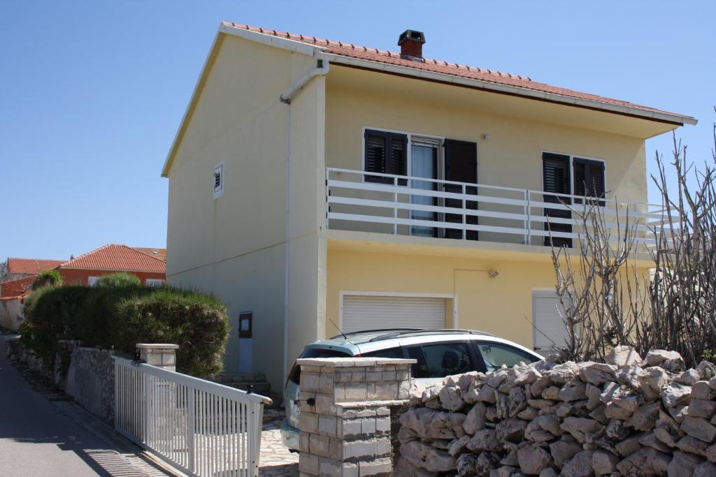 Apartmani Laura – fotografija 3