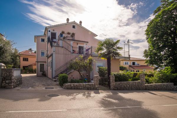Apartmani Karamarko – fotografija 6