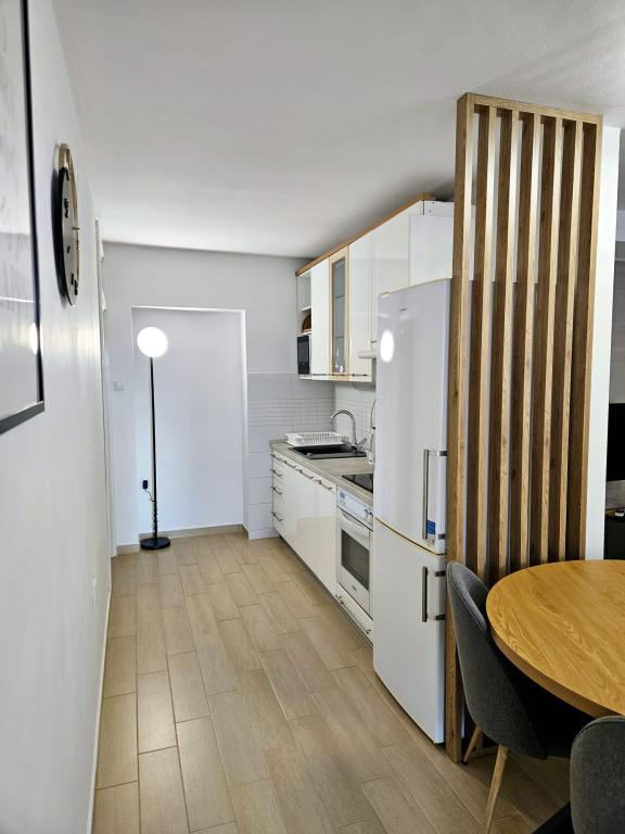 Apartmani Mona – fotografija 3