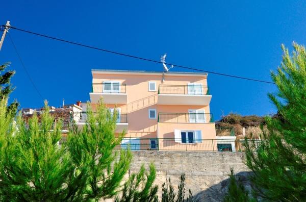 Apartmani Karlo – fotografija 3