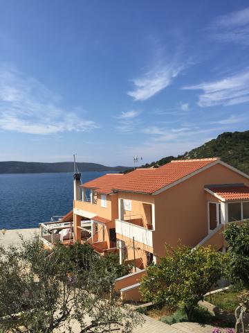 Apartmani Santo – fotografija 3
