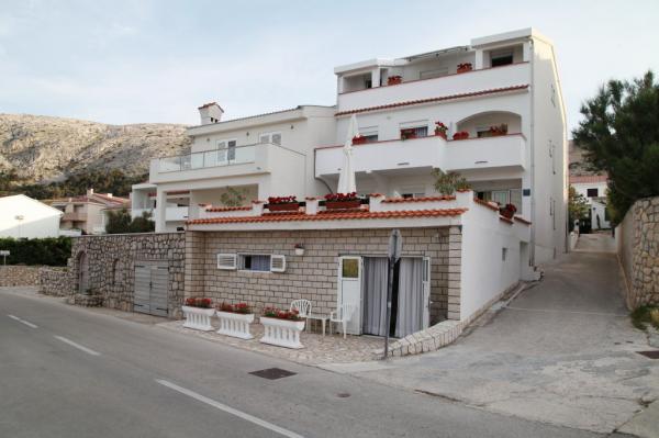 Apartmani Nives – fotografija 3