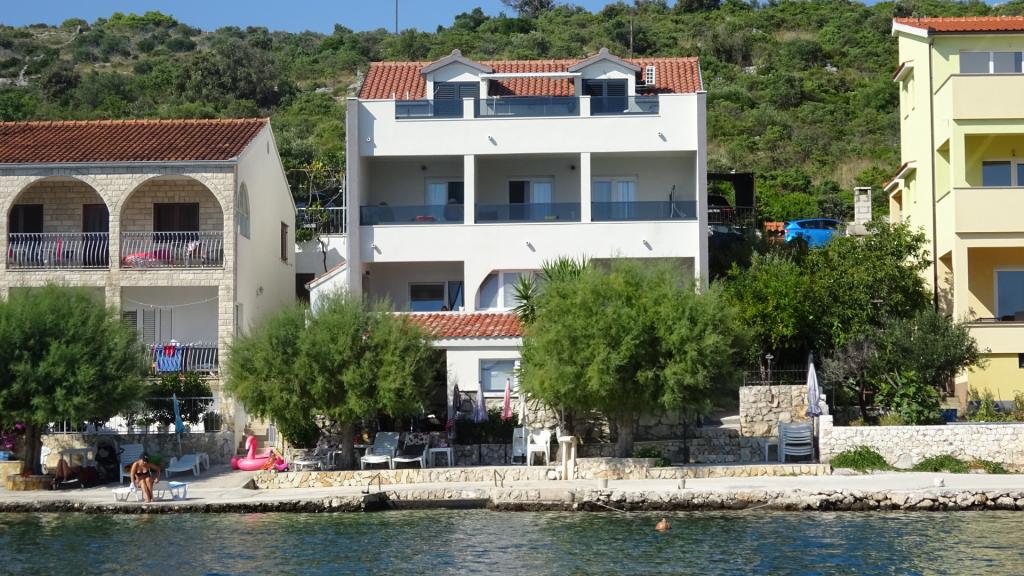 Apartmani Braco – fotografija 3