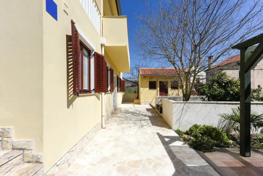 Apartmani Rena – fotografija 5