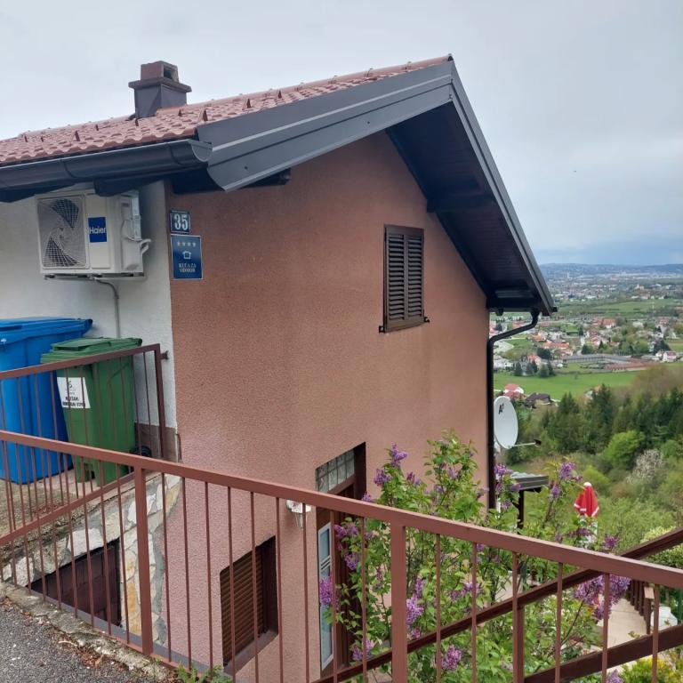 The View House – fotografija 2